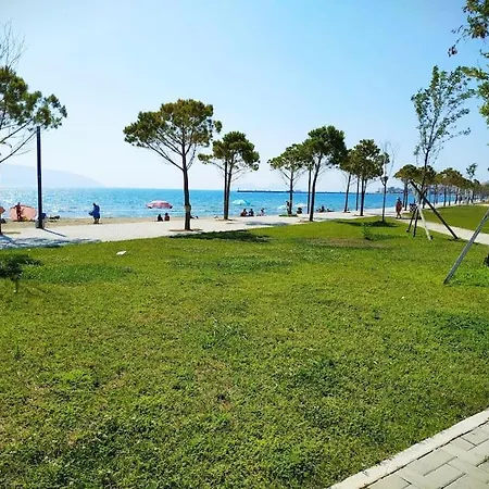 Appartement Au Bord De Mer, Grande Terrasse! Vlorë